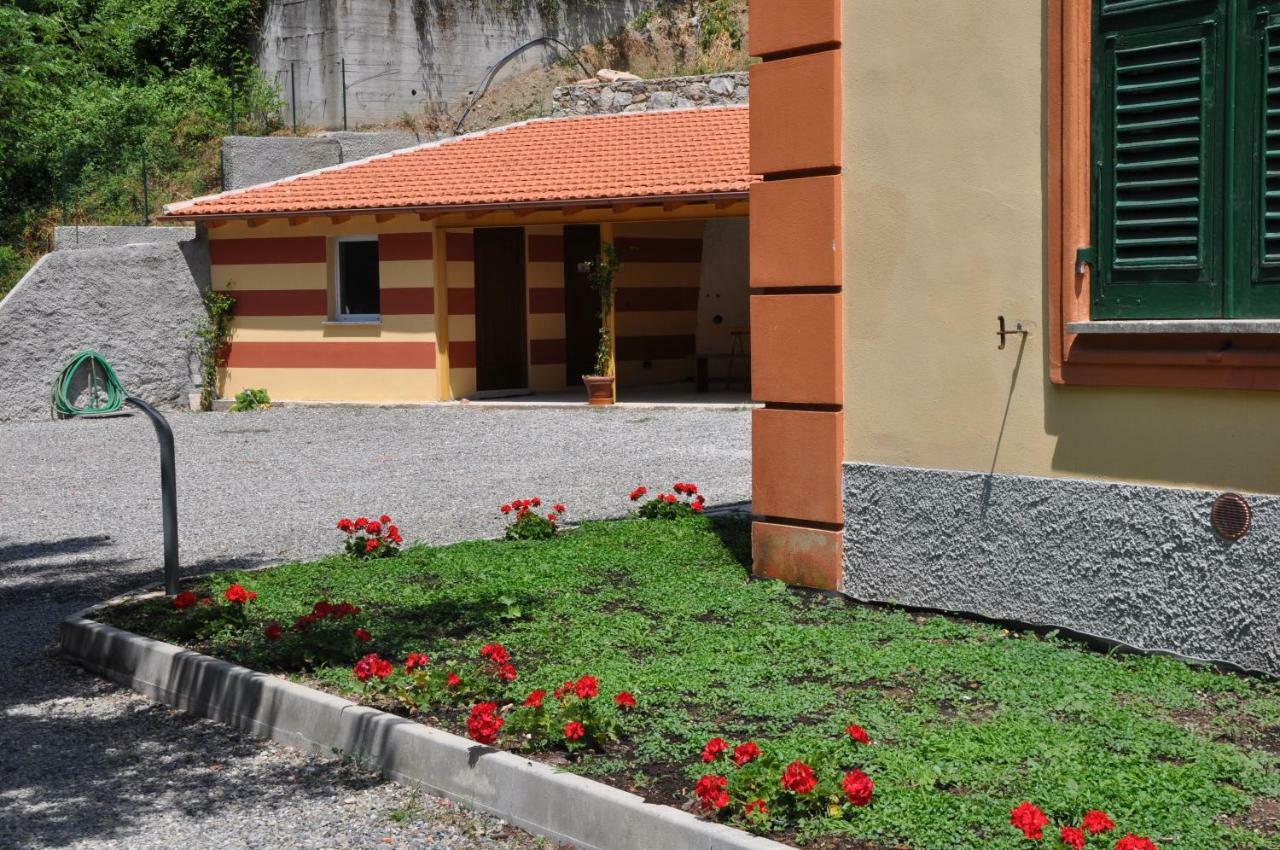 Villa Lucia Home Holiday Carrodano Inferiore Exterior photo
