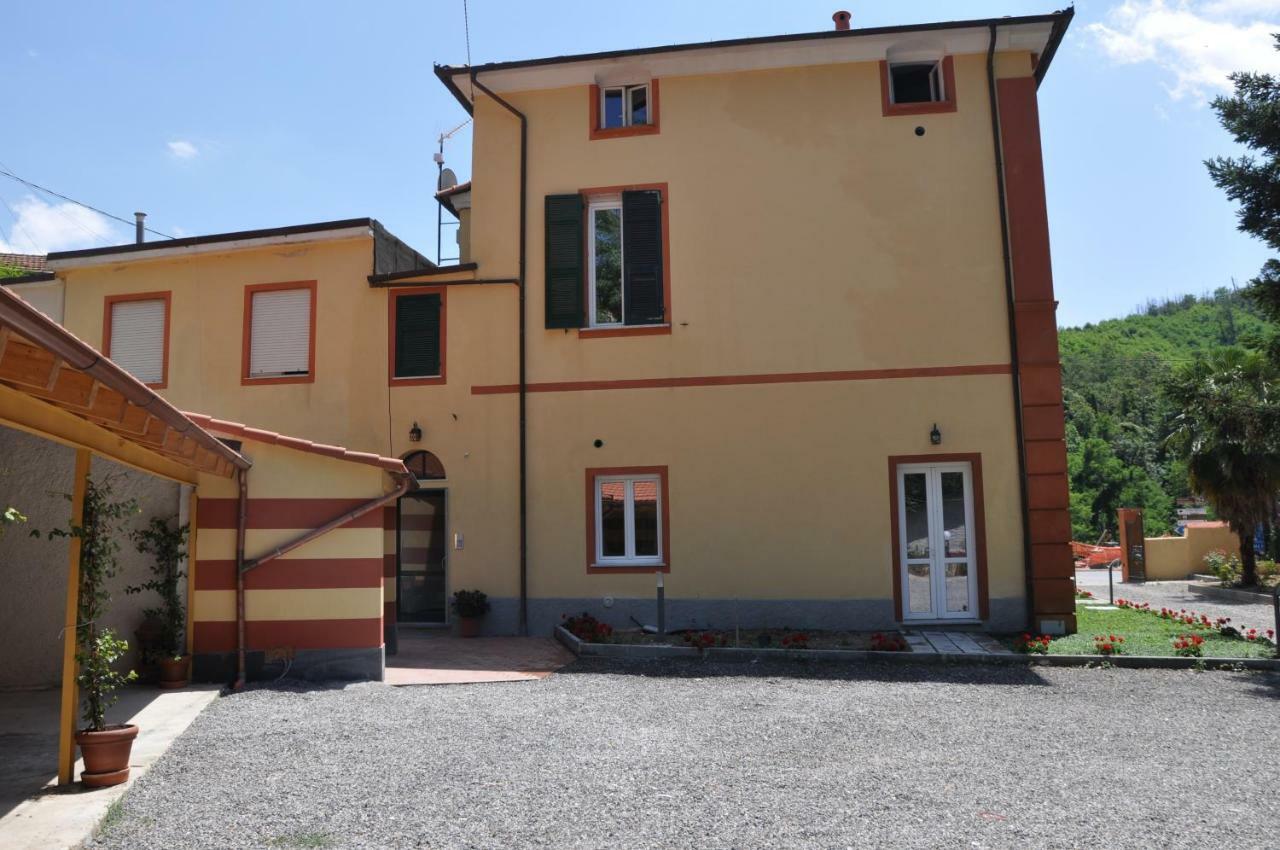 Villa Lucia Home Holiday Carrodano Inferiore Exterior photo